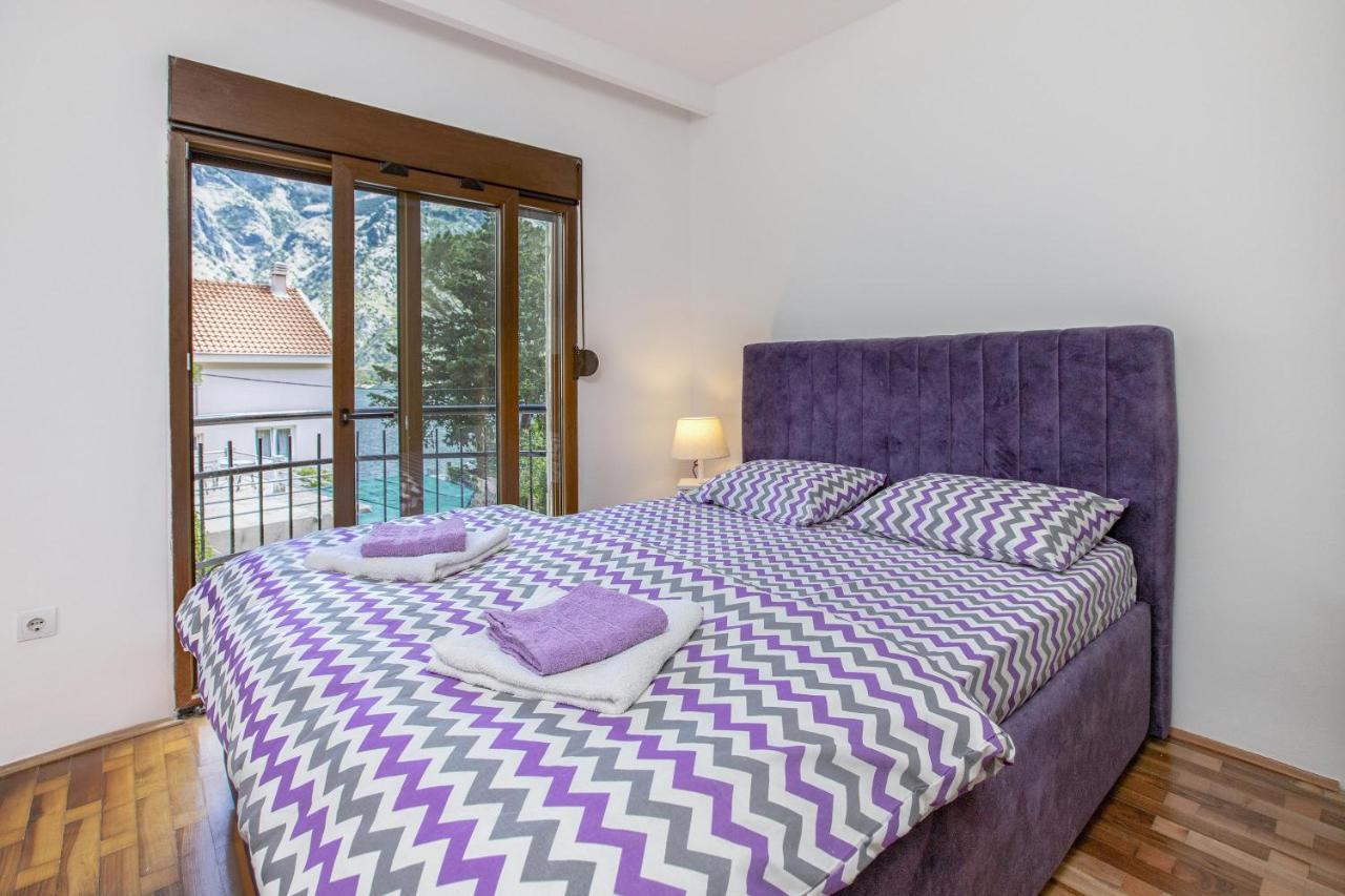 Muo Sea Front Apartments Kotor Exteriör bild